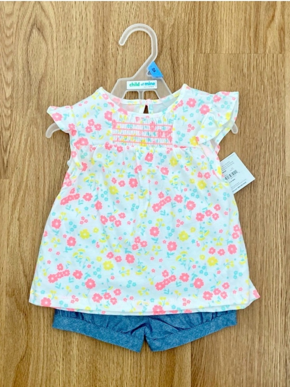 Child of Mine by Carter’s Baby Girl Floral Top & Chambray Shorts Set 24M NWT